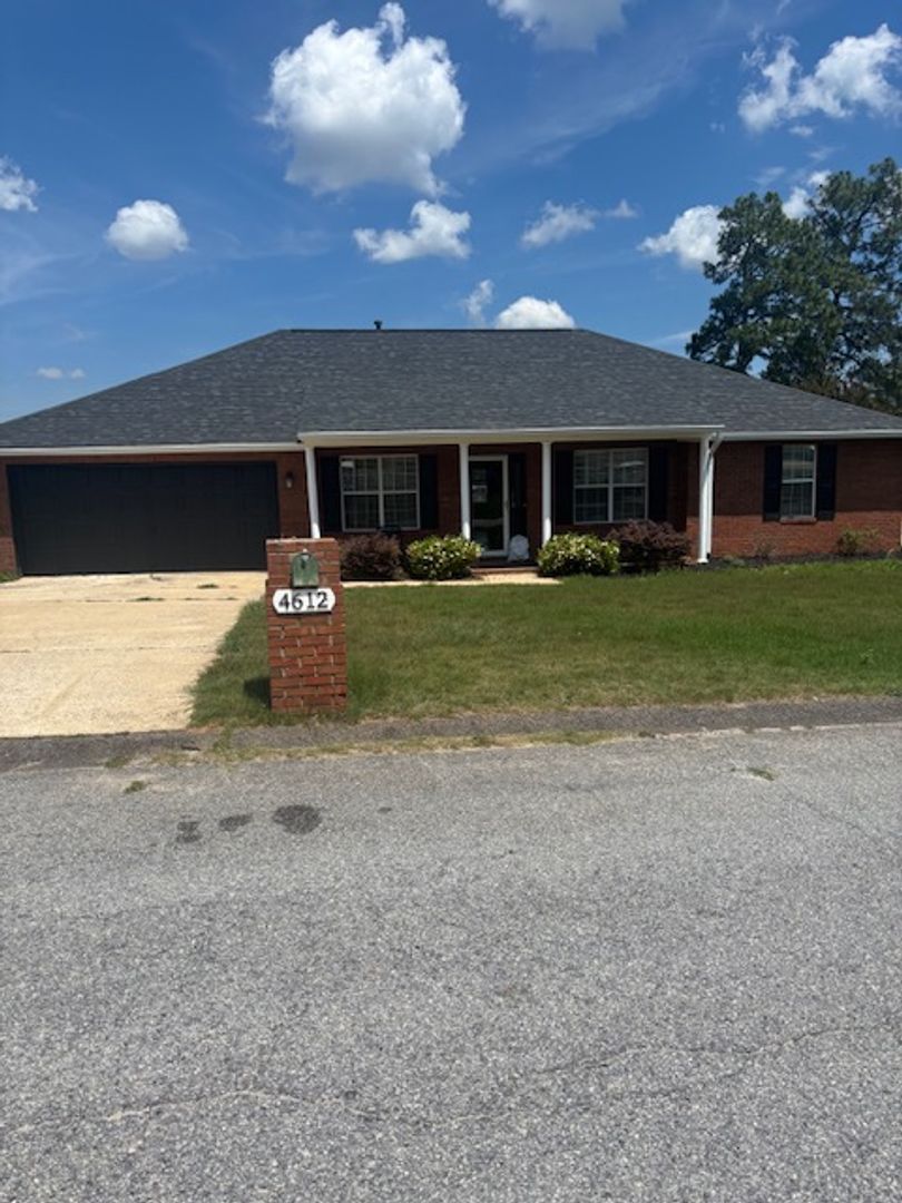 Augusta House: 4621 Shadow Moss Ct