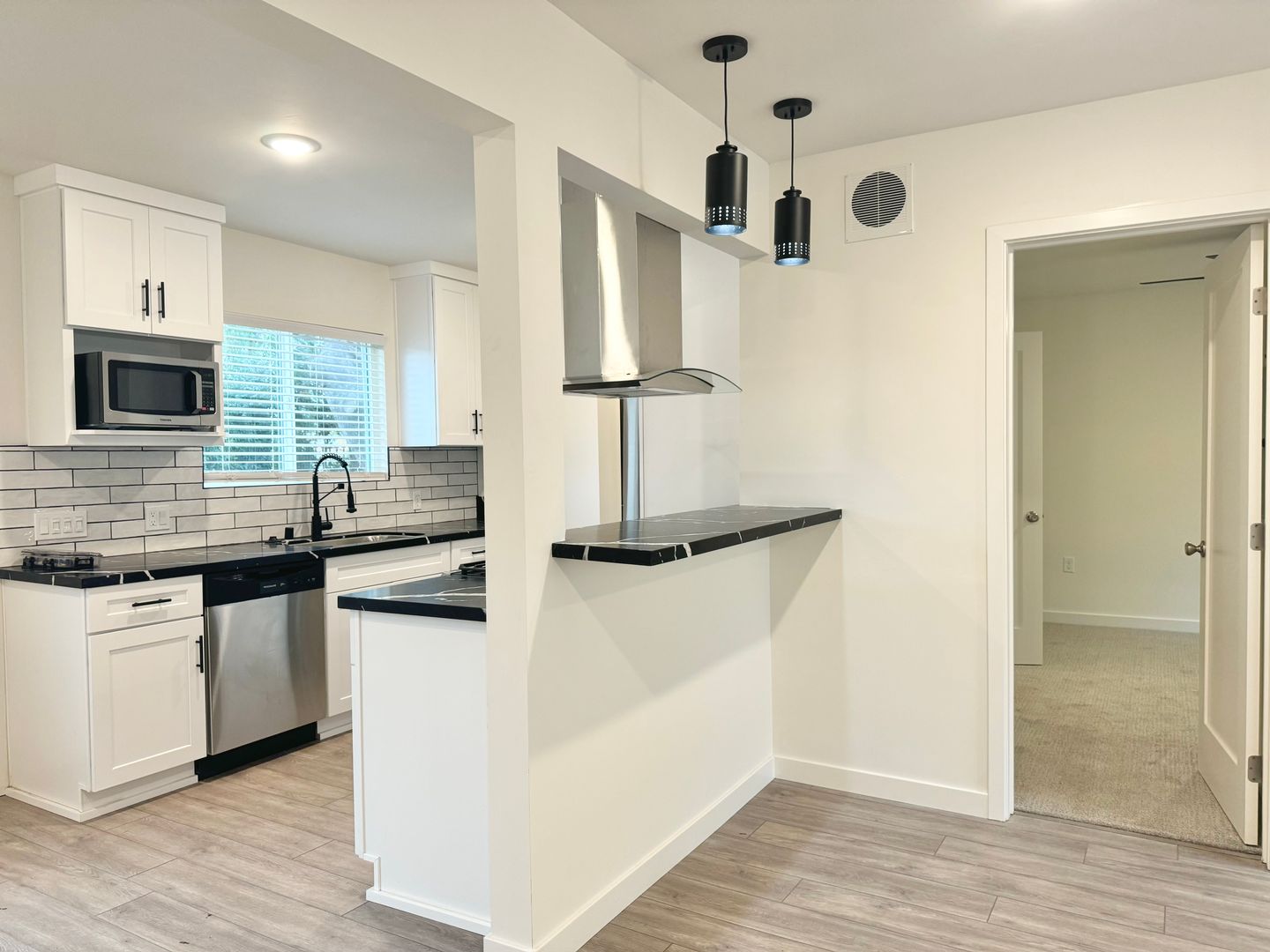 San Diego Apartment: 3626-3654 Eagle Street