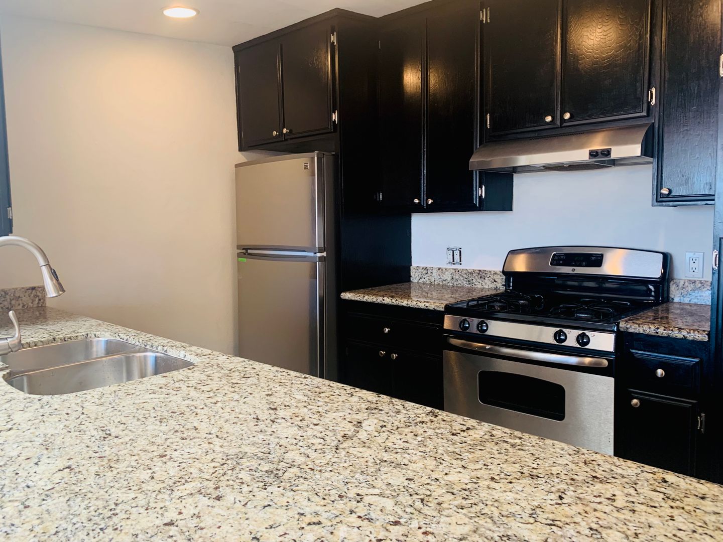 Imperial Beach House: 1117 Holly Avenue
