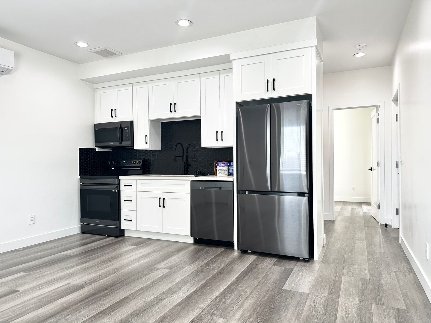 San Diego Apartment: 5160-5166 69th Street