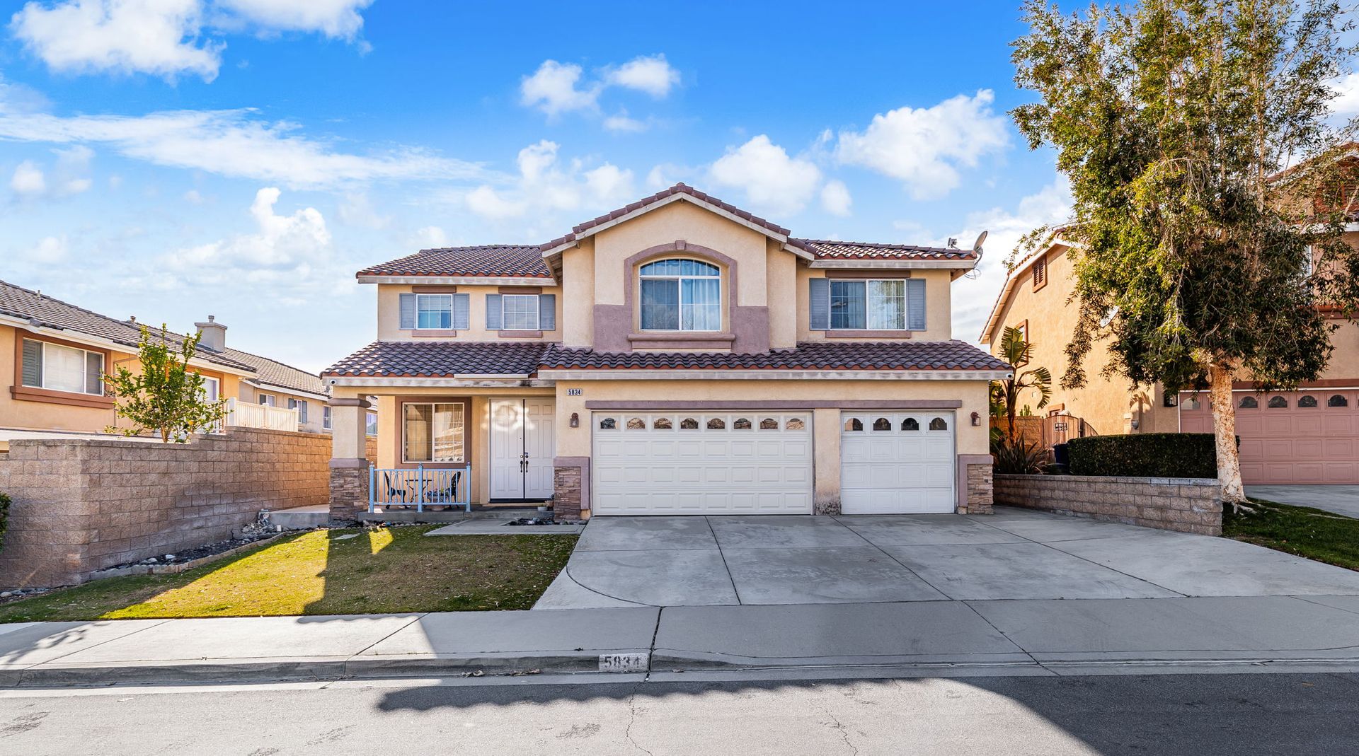 Fontana House: 5834 Seminole Way