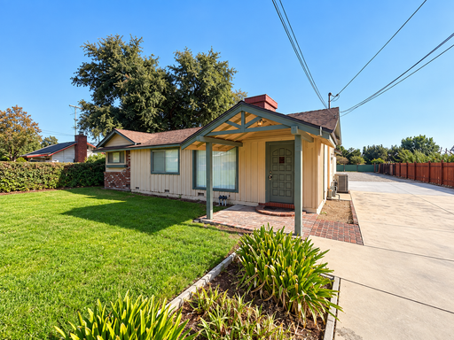 Front house in North Rancho Cucamonga – photo 1