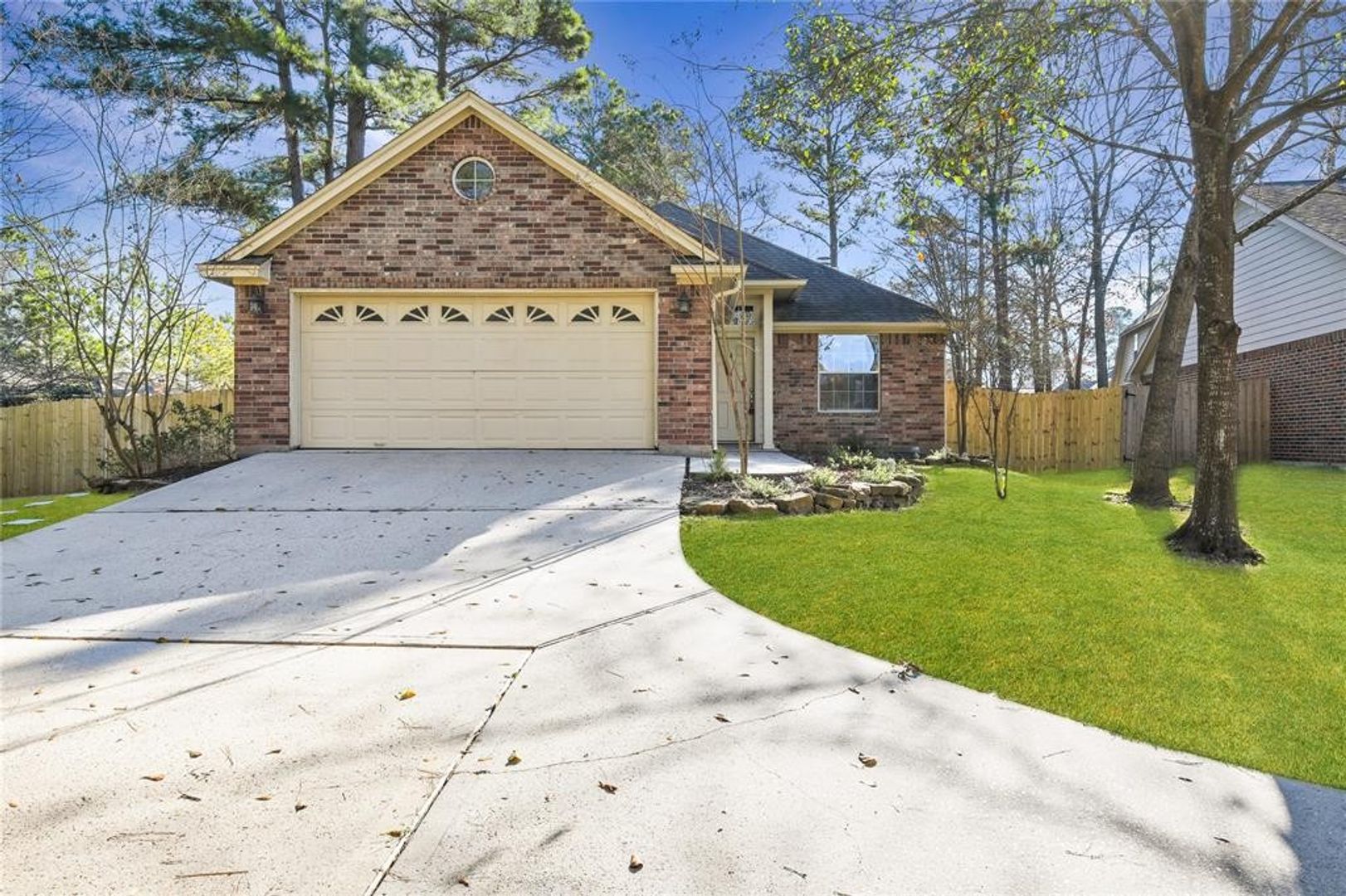 Montgomery House: 3818 Springcrest