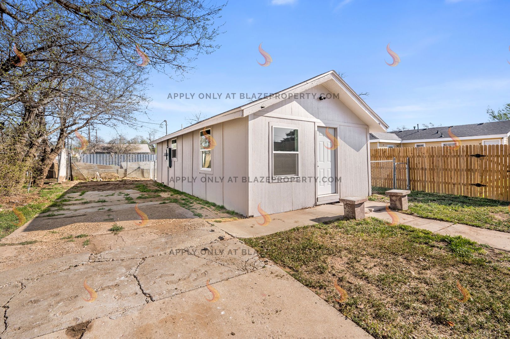 Amarillo House: 3110 San Jacinto Ave