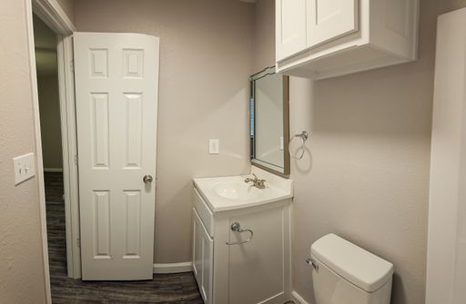 Listing photo thumbnail