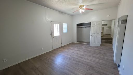 Listing photo thumbnail