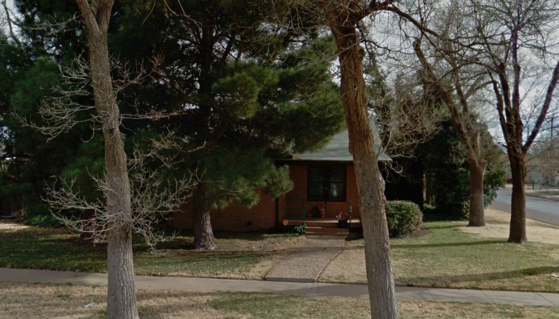 Amarillo House: 3709 South Van Buren Street