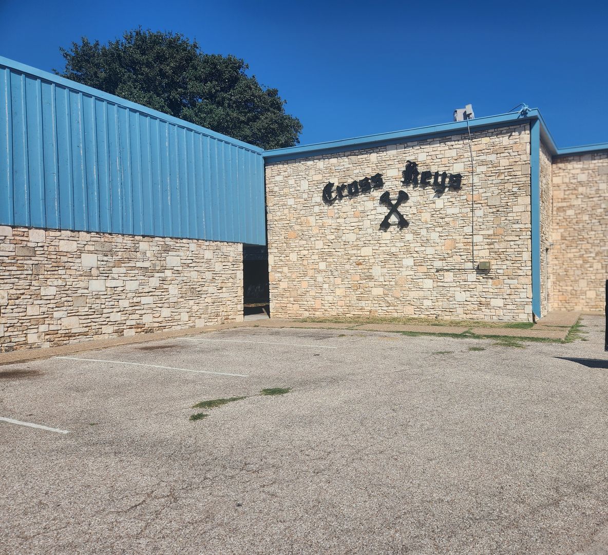 San Angelo Apartment: 1222 S. Abe Street