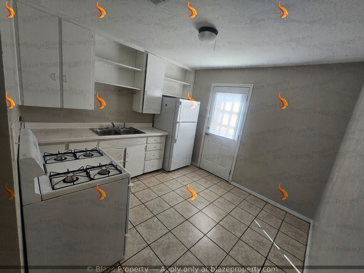 Canyon Apartment: 100 20th