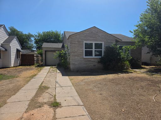 Listing photo thumbnail