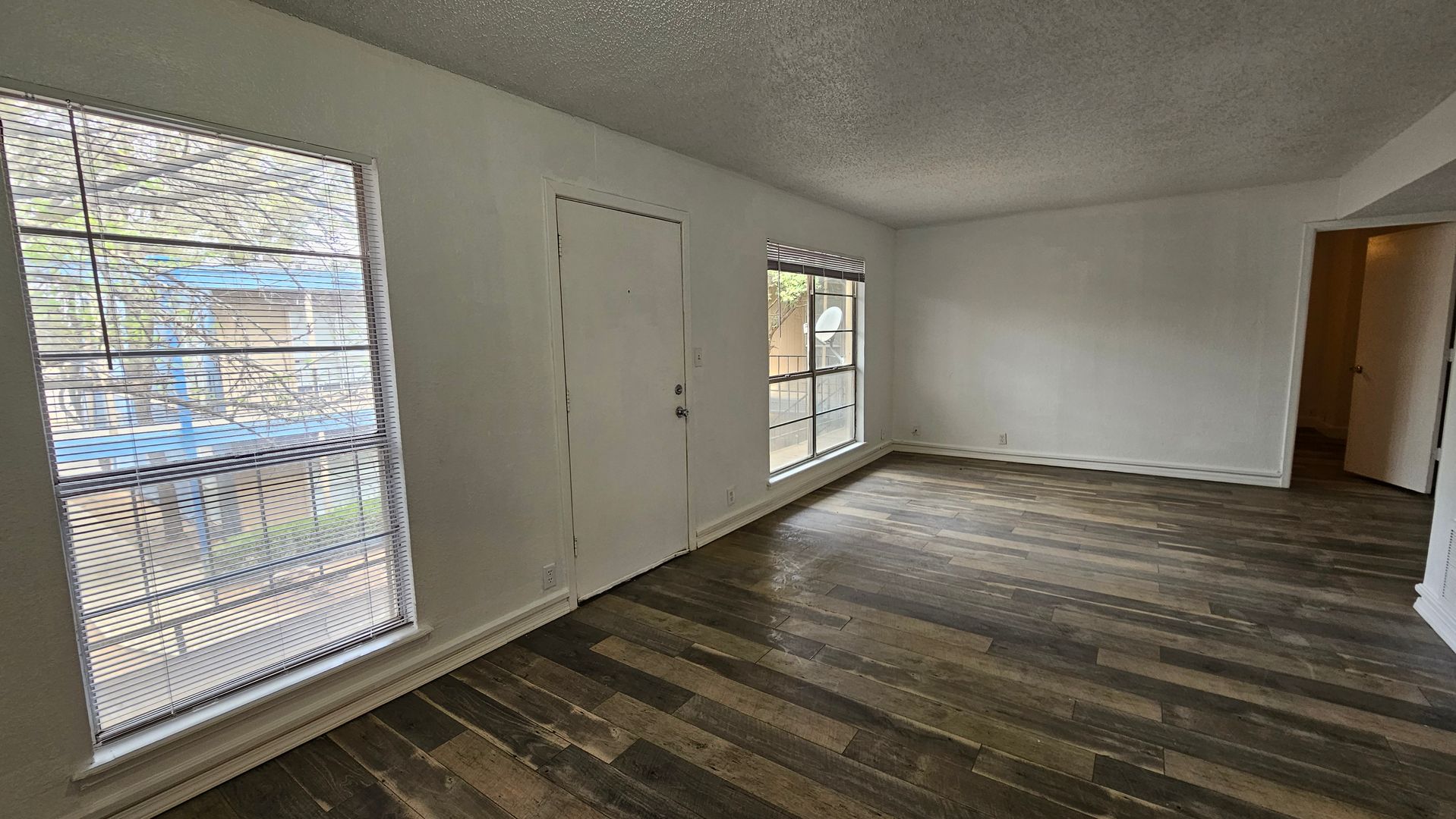 Littlefield Apartment: 1100 S Wicker Ave