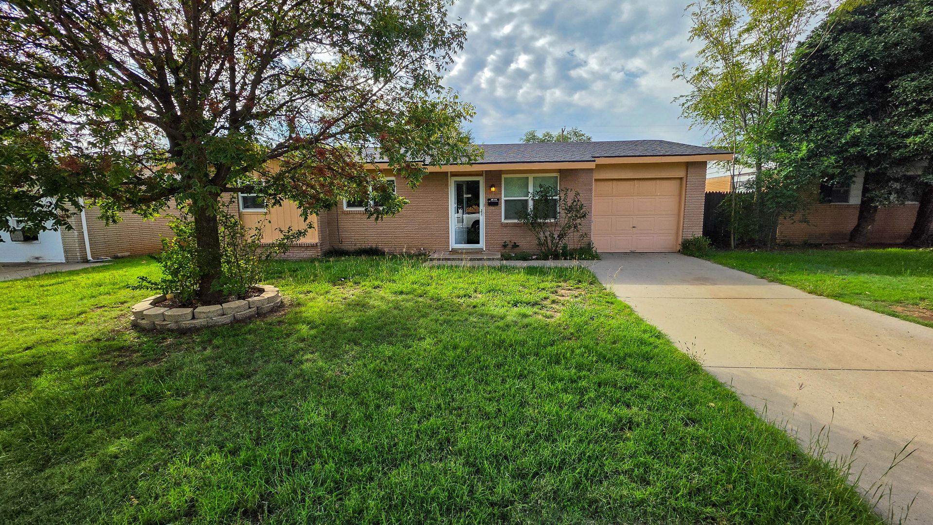 5009 Hall, Amarillo, TX 79109