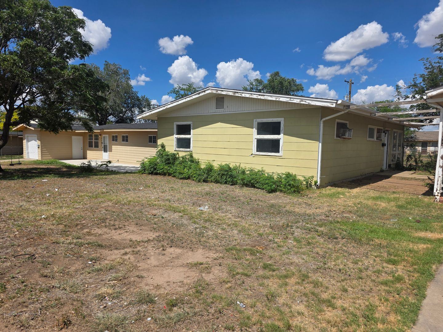 Amarillo House: 2422 Redwood