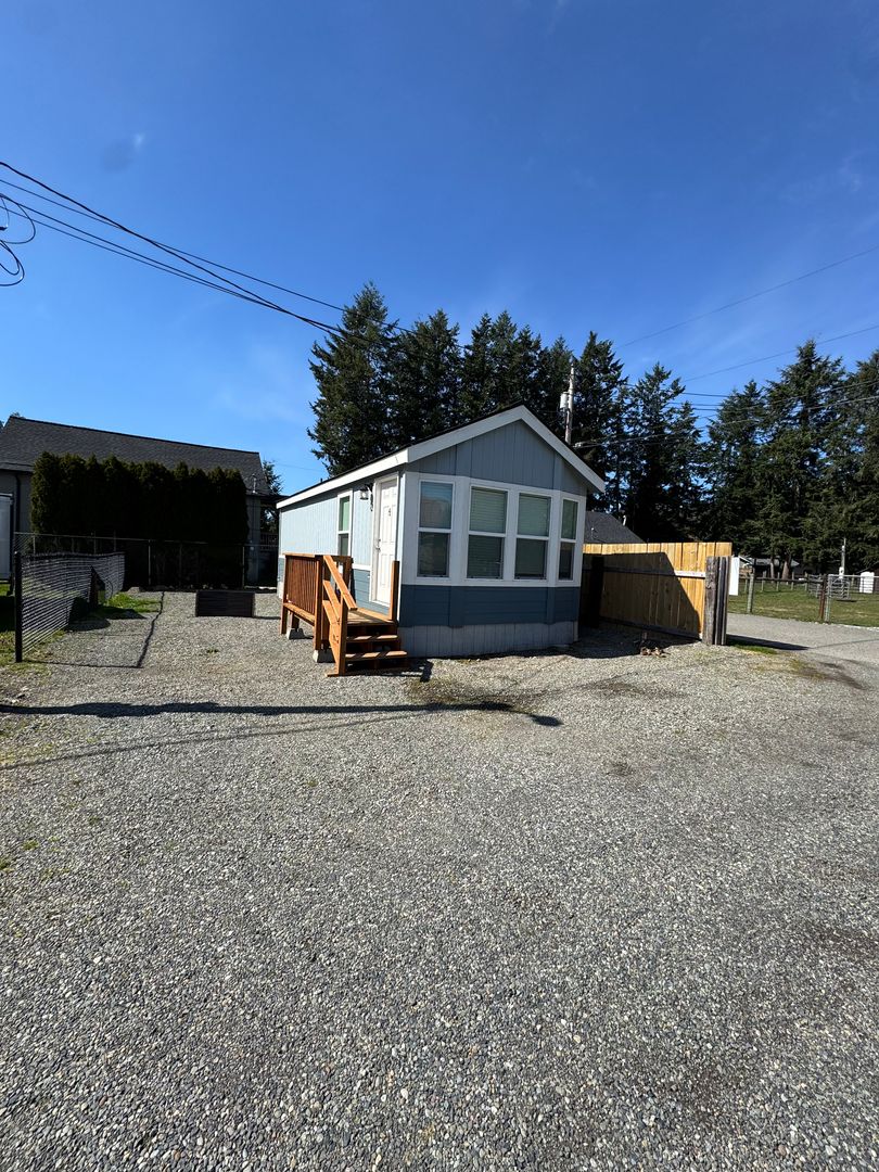 Ravensdale Apartment: 27314 SE Kent Kangley Rd