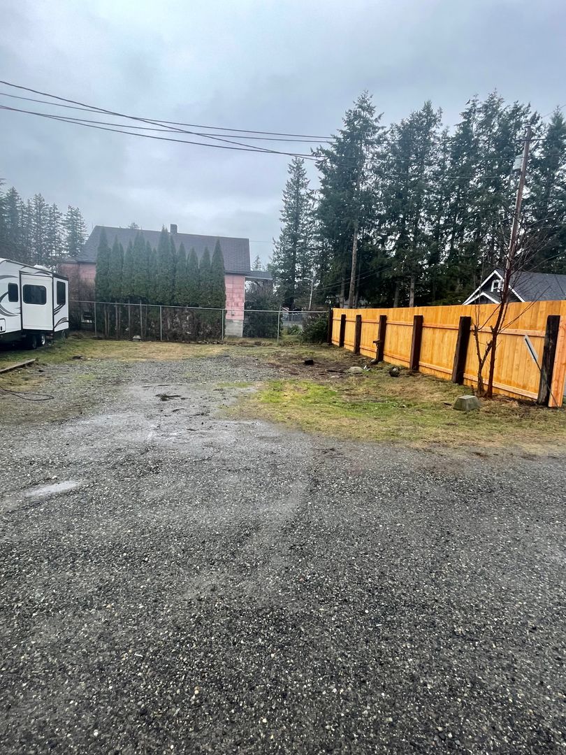 Ravensdale Apartment: 27314 SE Kent Kangley Rd