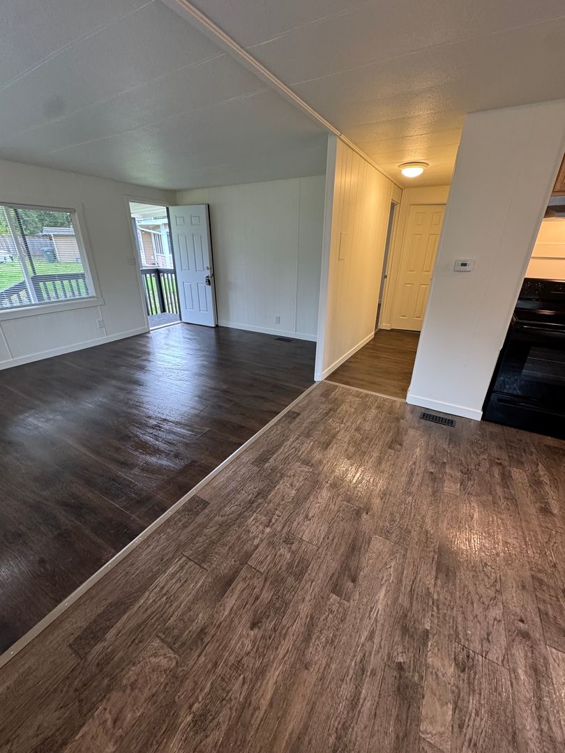 Bonney Lake House: 20410 93rd ST E