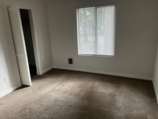 FREE MONTH - 1bed with balcony in peaceful, wooded area - next to Scriber Lake Park! – photo 1