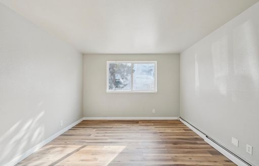 Listing photo thumbnail