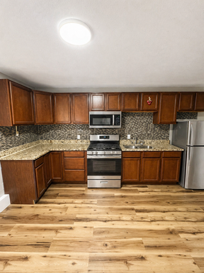 Listing photo thumbnail