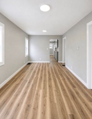 Listing photo thumbnail