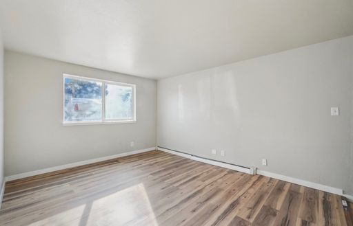 Listing photo thumbnail
