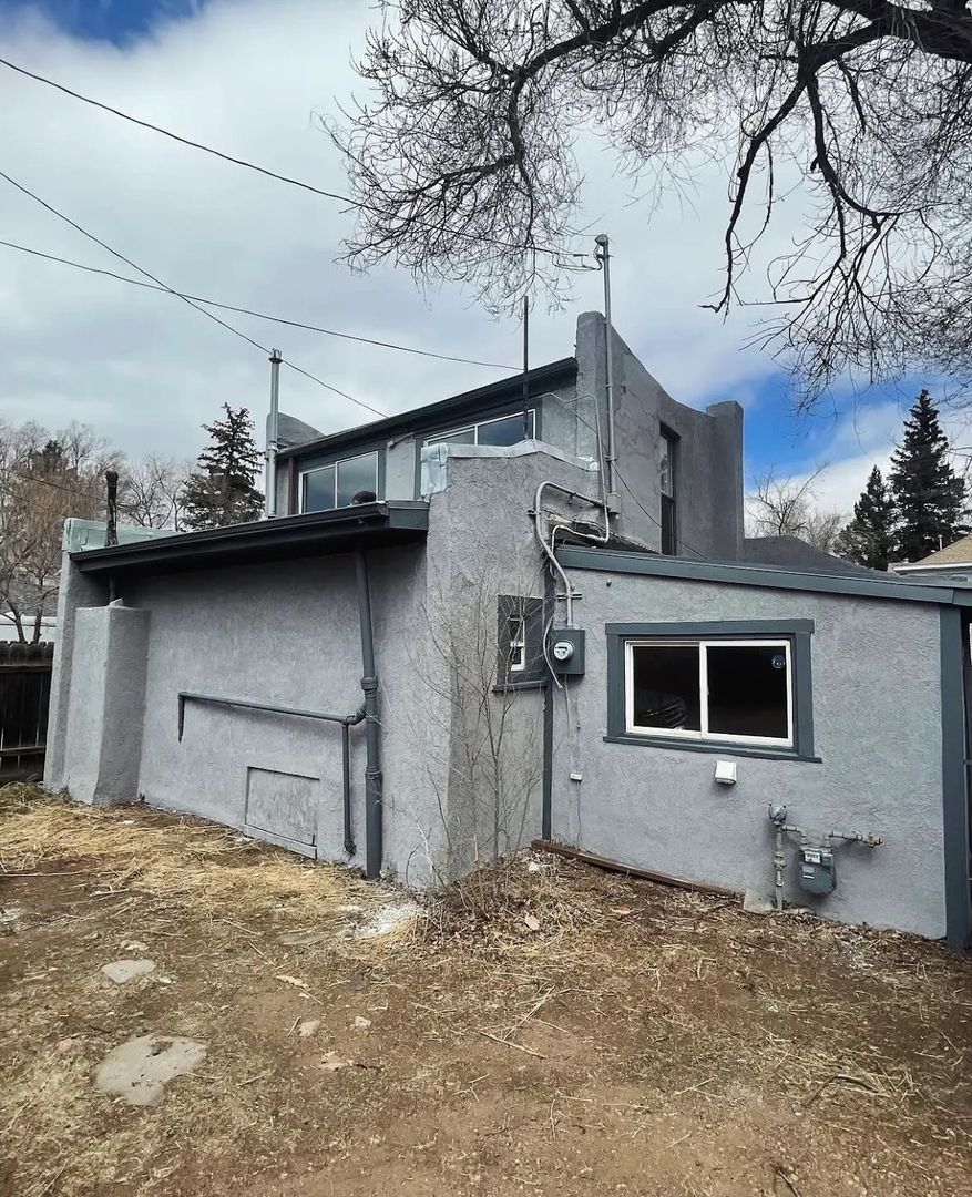 Colorado Springs Apartment: 109 cheyenne blvd