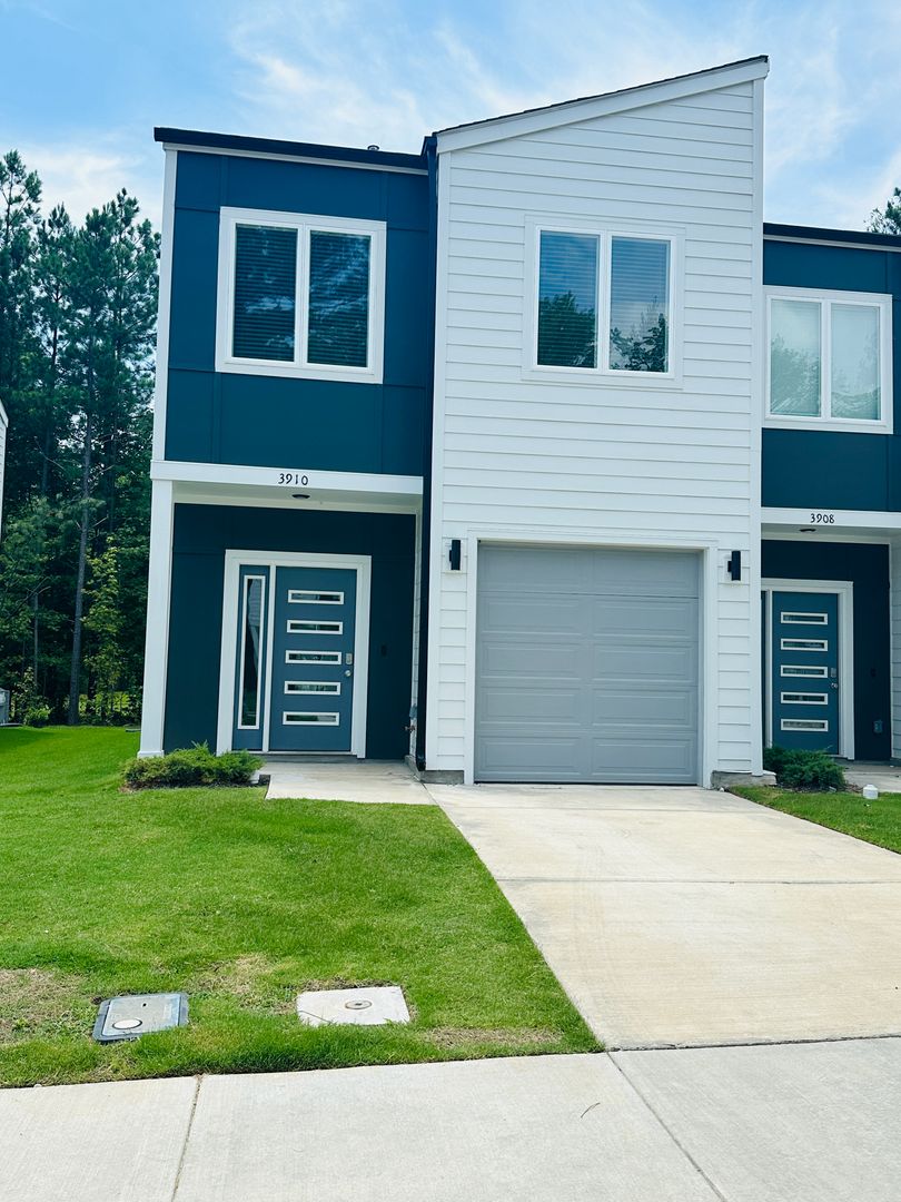 Durham Apartment: 3910 Convergence Street