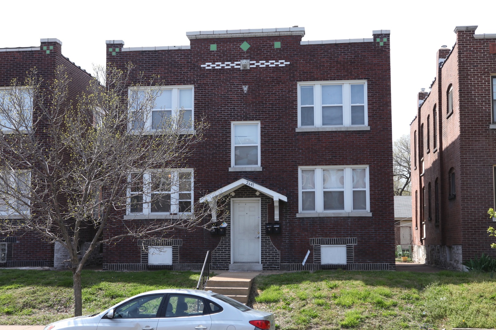 St. Louis Apartment: 2641 Minnesota Ave.