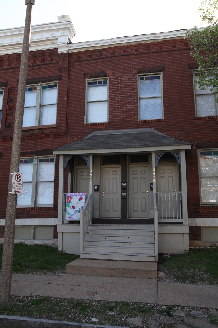 St. Louis Apartment: 3442 Texas Ave.