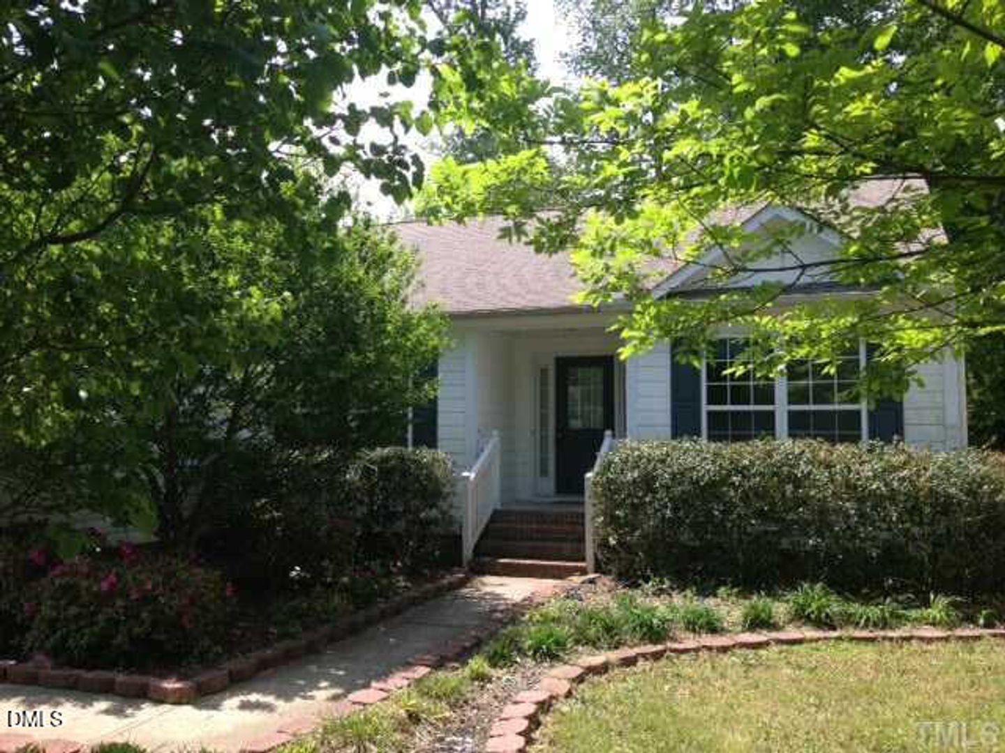 Apex House: 210 Brierridge Drive