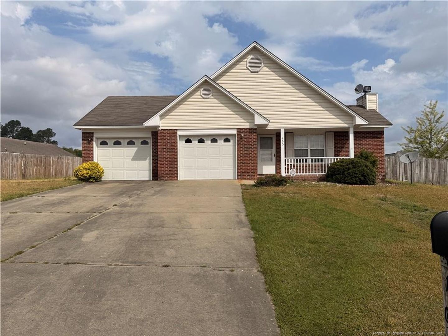 Raeford House: 105 Yasmine Drive