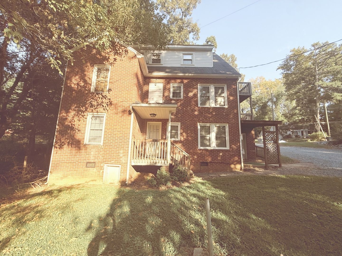 Asheboro House: 114 S. Randolph Ave, Apt C