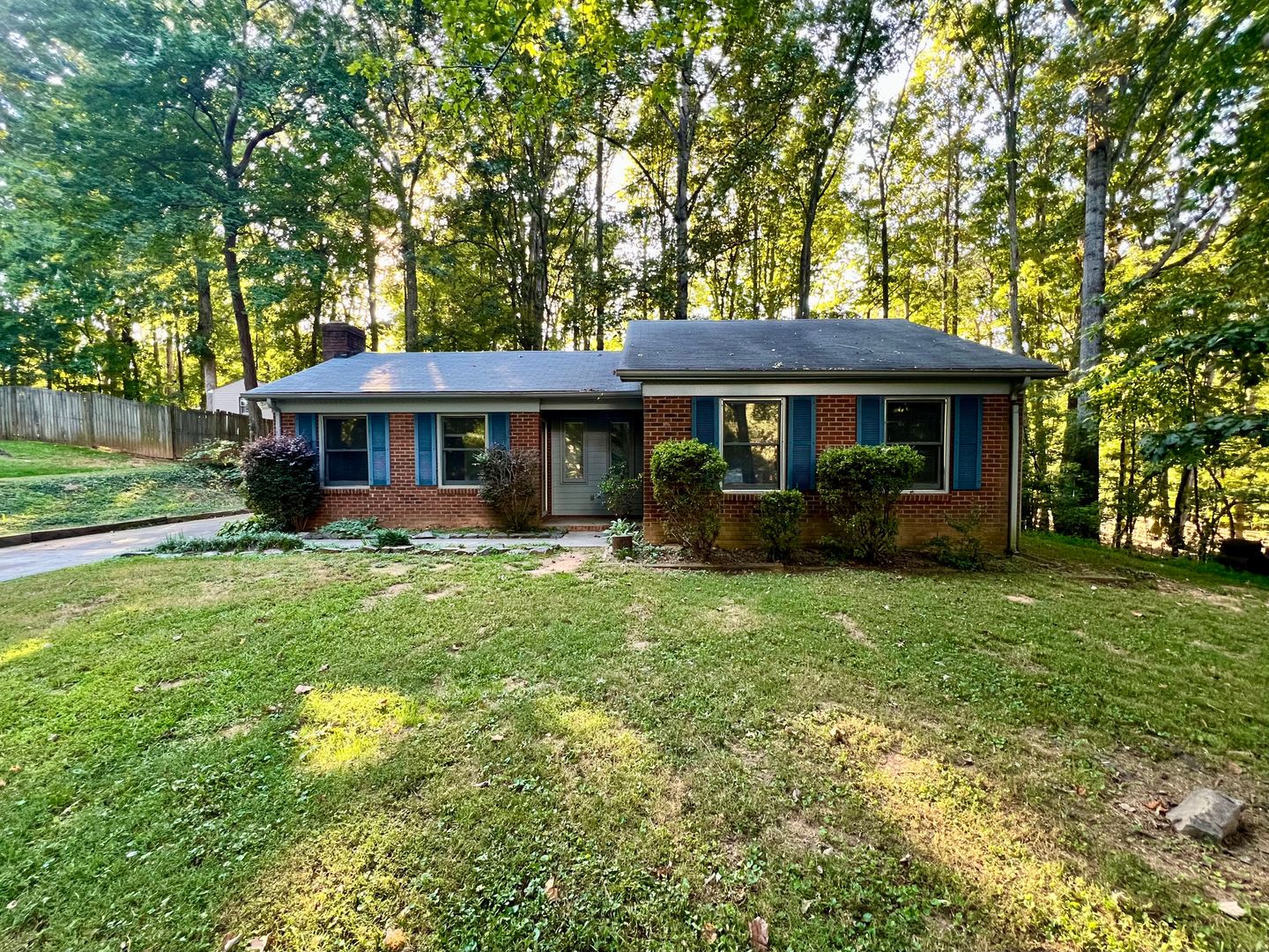 Pfafftown House: 5309 Bent Tree Court