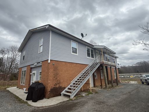 1234 Old Farmer Rd, Apt D – photo 1