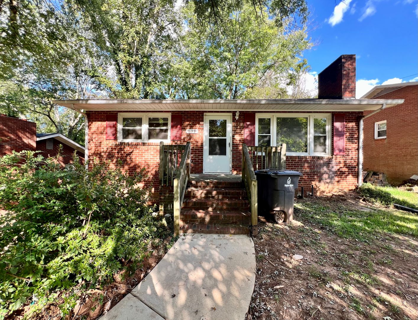 Winston-Salem House: 139 Endsley Avenue