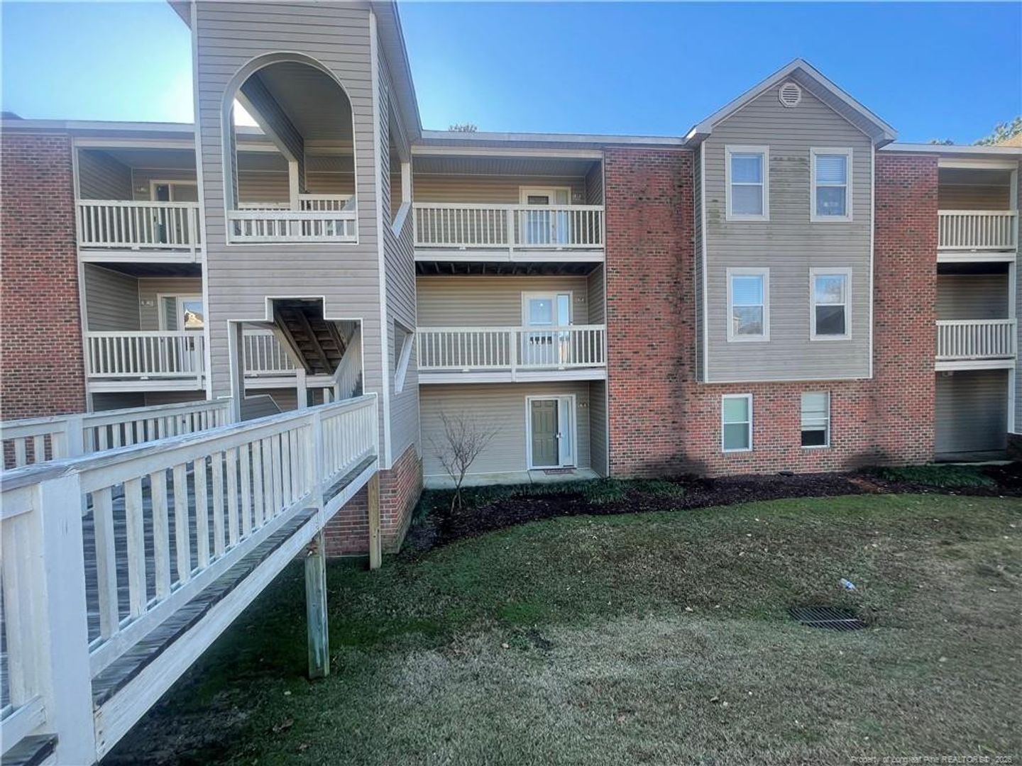 Fayetteville Condo: 663 BARTONS LANDING PL #14