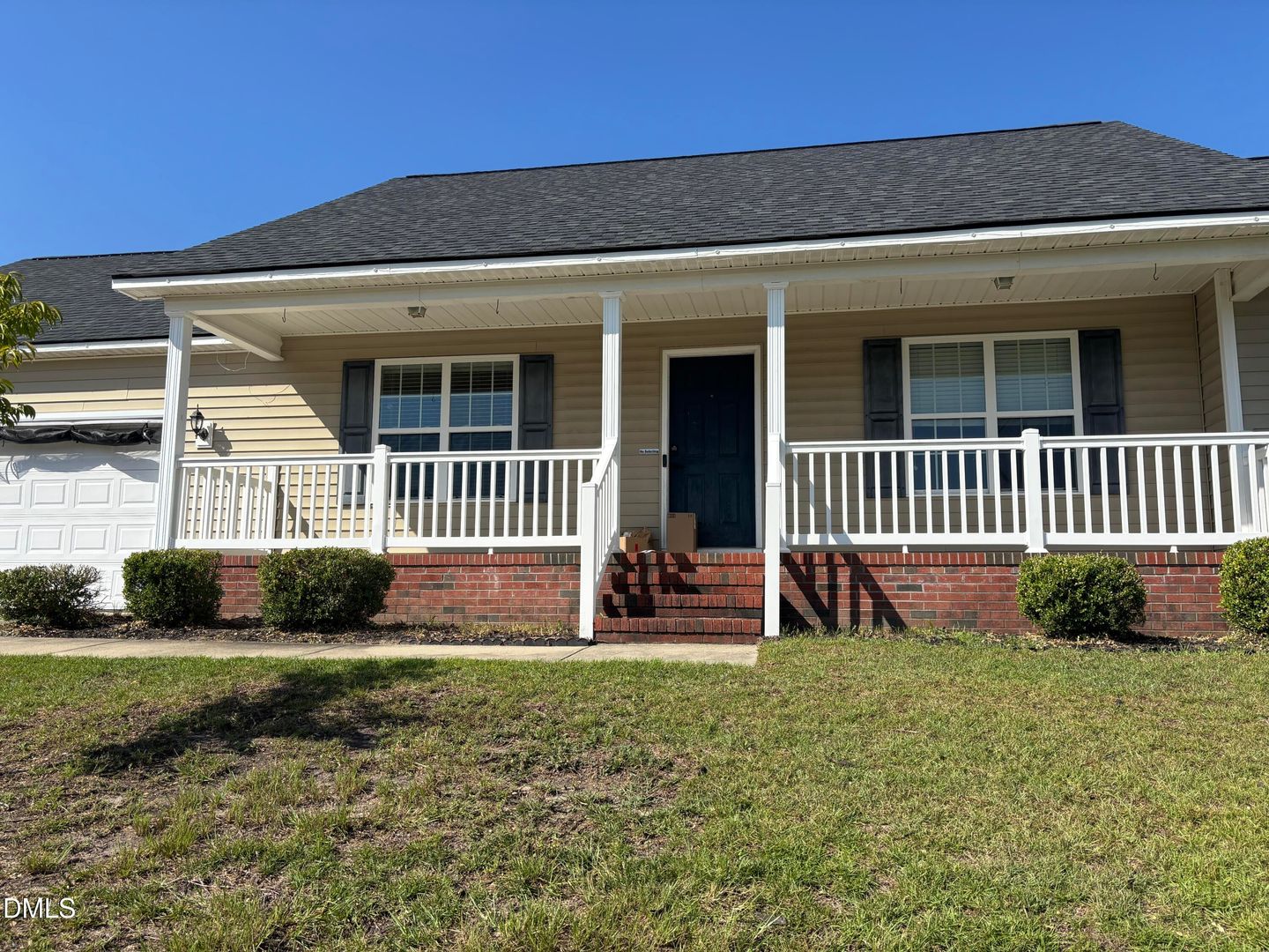 Fayetteville House: 2228 Stornoway Ct