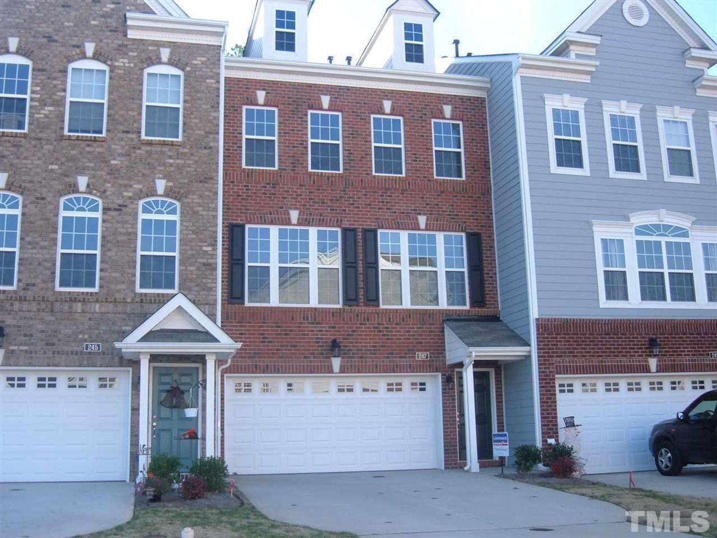 Apex Townhome: 247 Grenoch Valley