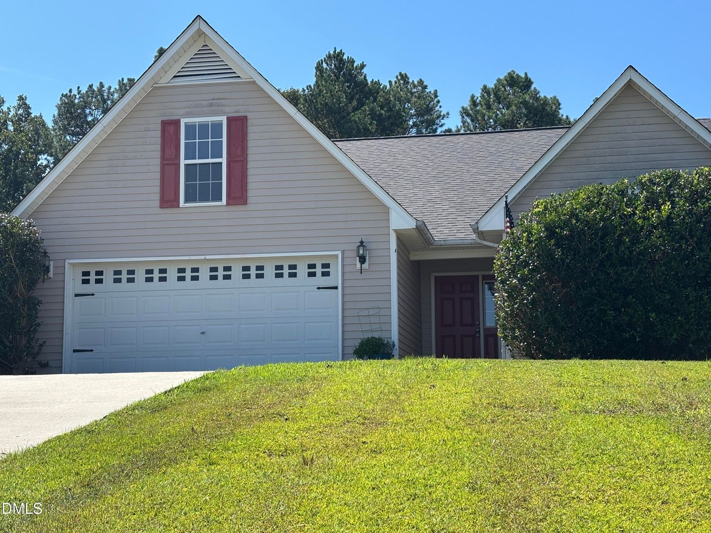 Raeford House: 337 Americana Dr