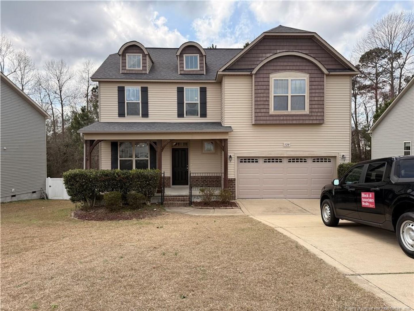 Cameron House: 128 Tun Tavern Drive