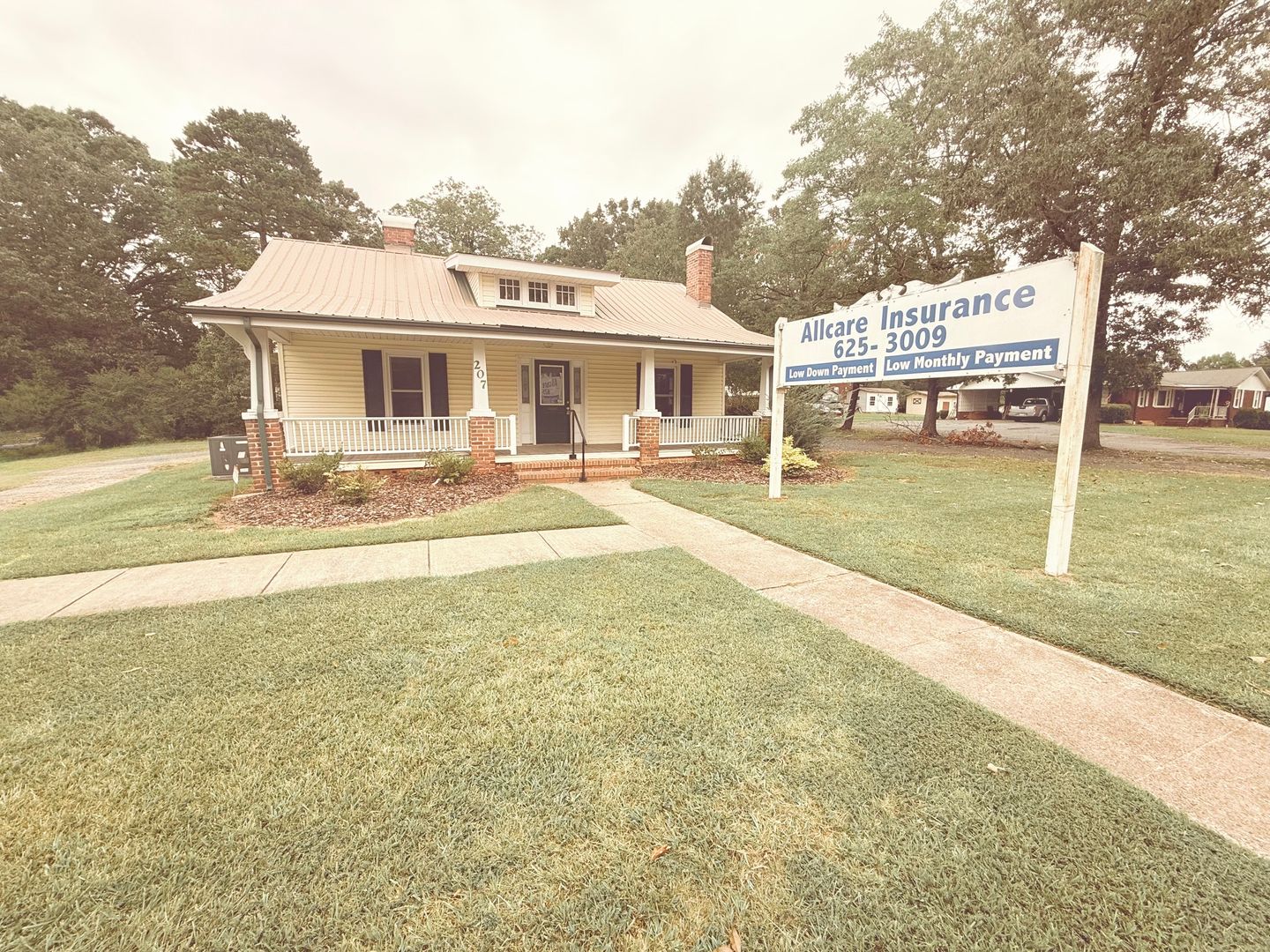 Asheboro House: 207 E. Pritchard St