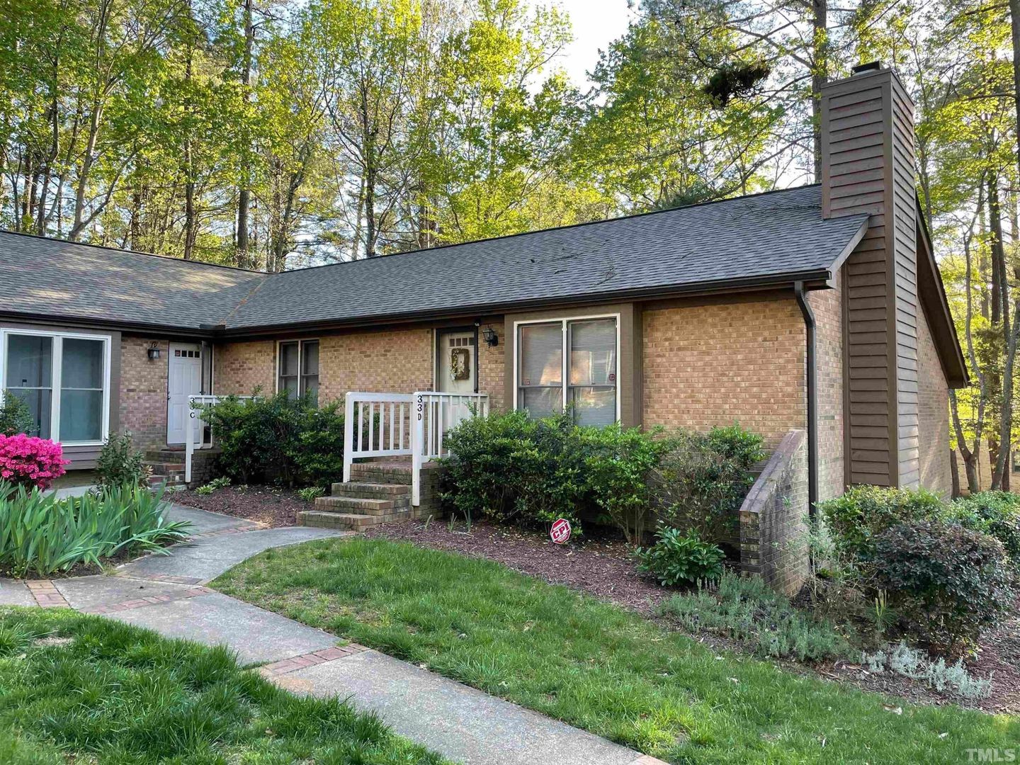Durham Townhome: 300 W. Woodcroft Parkway 33D