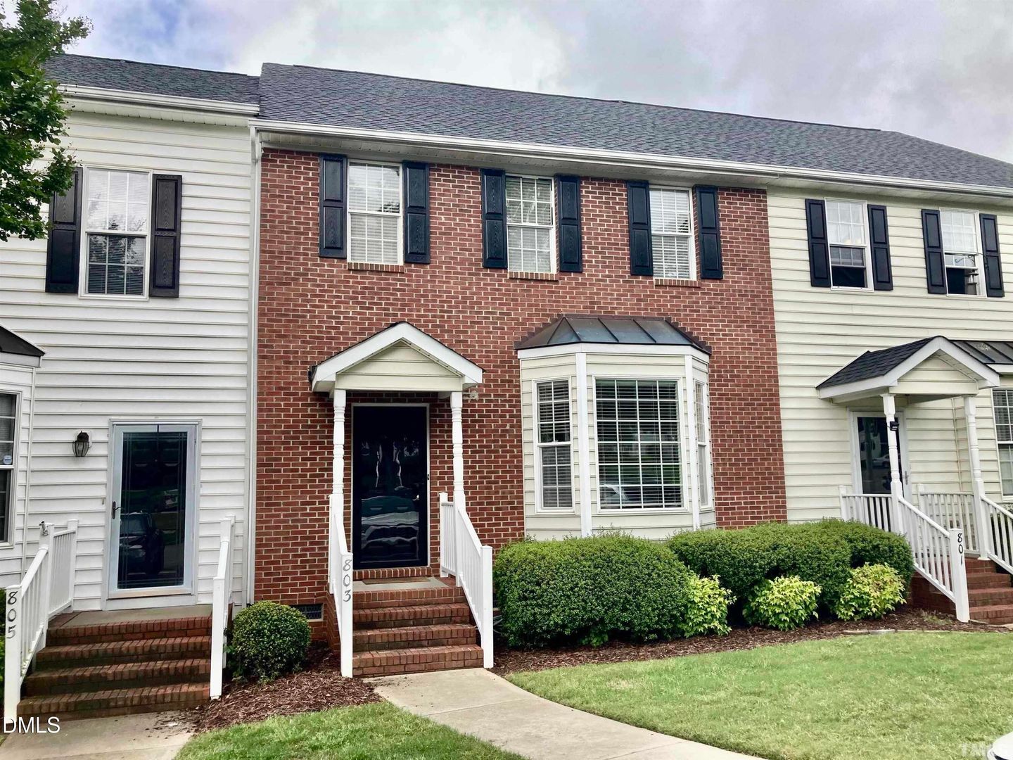 Apex Townhome: 803 Knightsborough Way