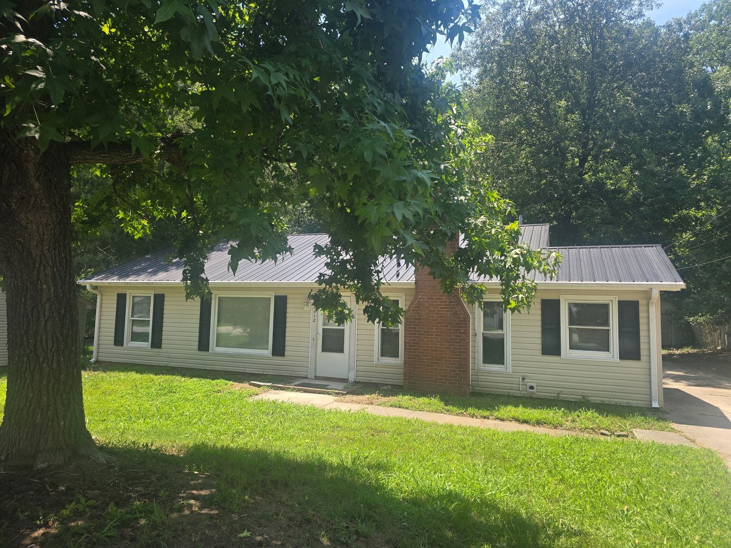 High Point House: 2612 Ernest St