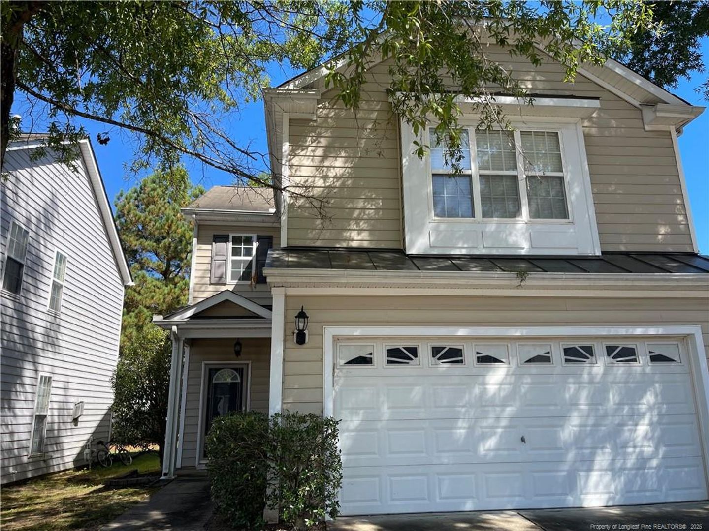 Durham House: 1015 Goldmist Lane