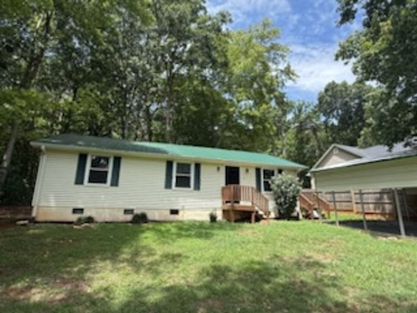 Asheboro House: 935 Country Place Rd