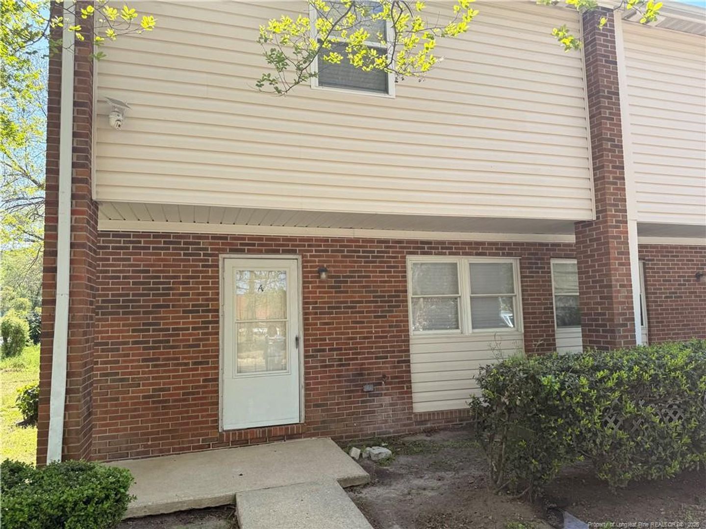 Fayetteville Apartment: 713 North Street