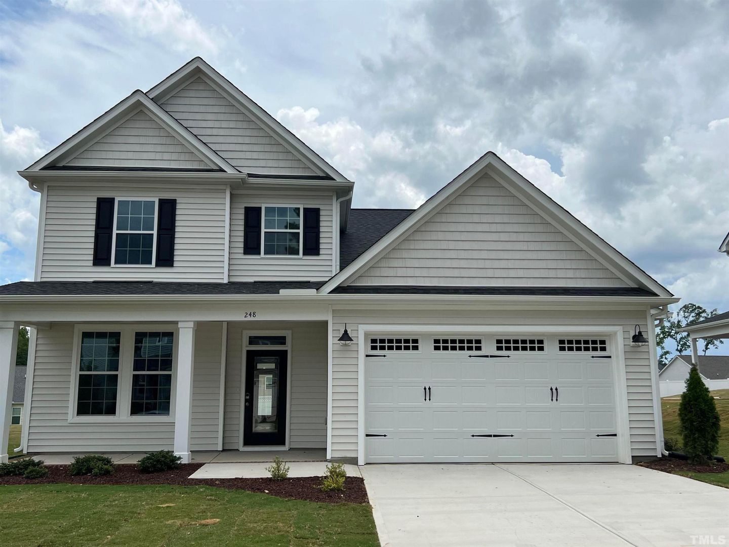 Clayton House: 248 Streamliner Blvd