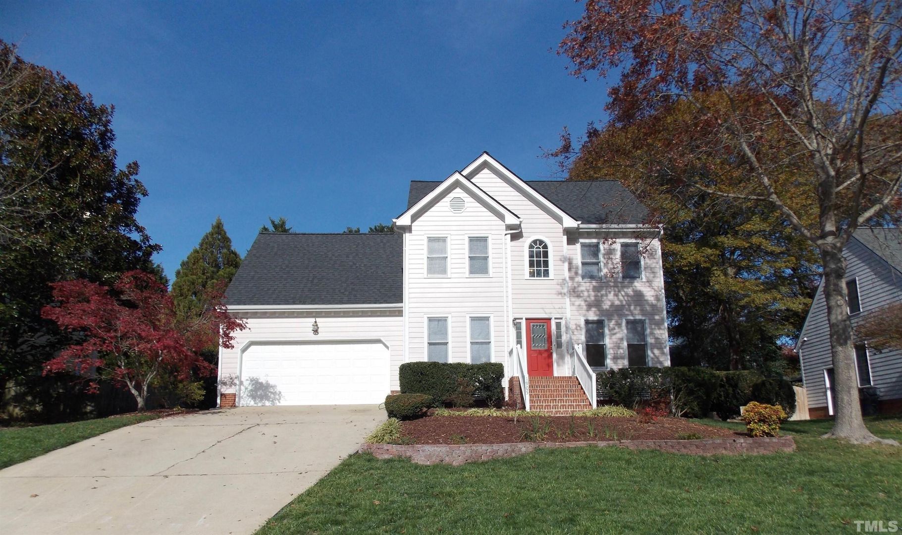 Apex House: 1905 Castleburg Drive