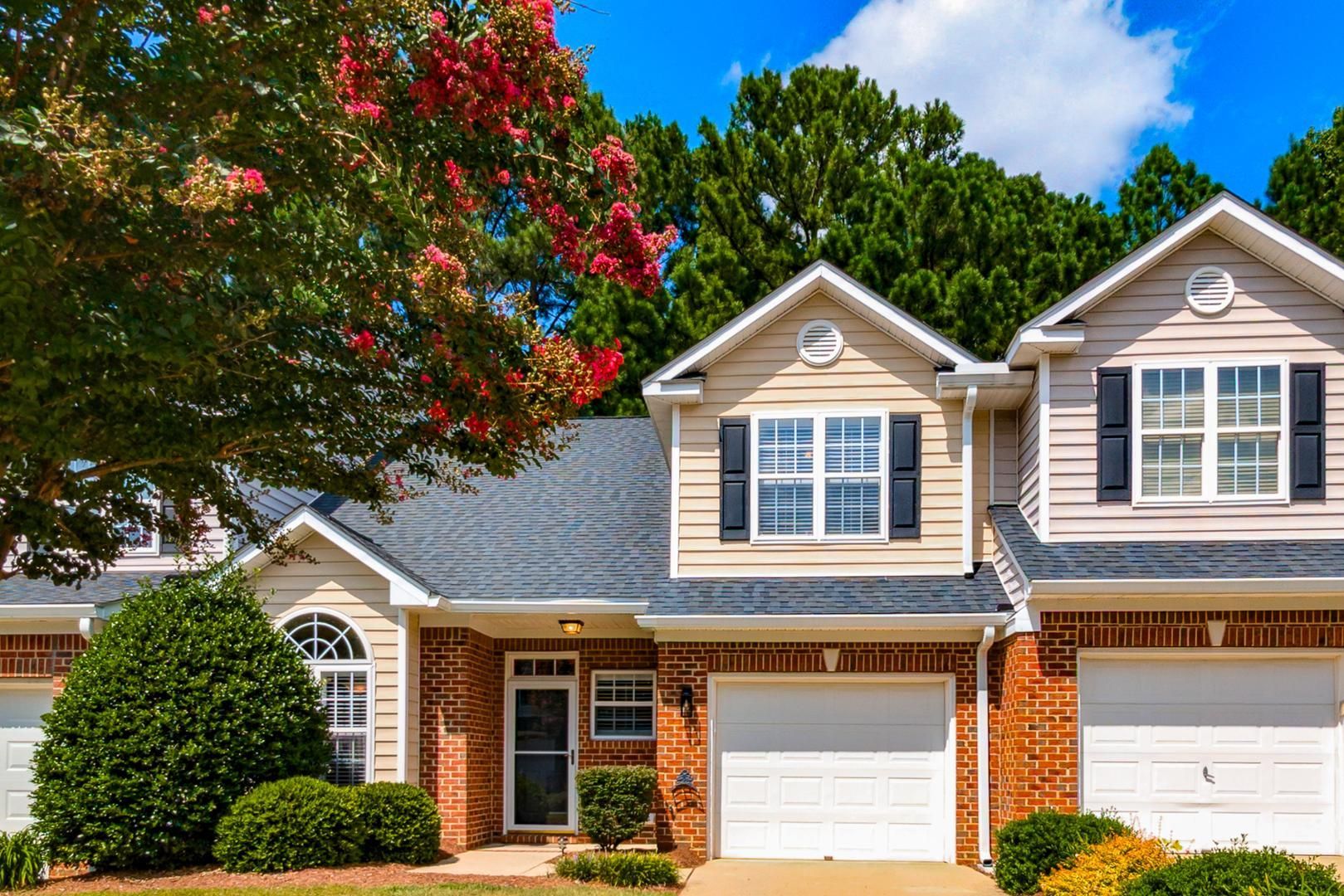Apex Townhome: 2007 White Pond Court